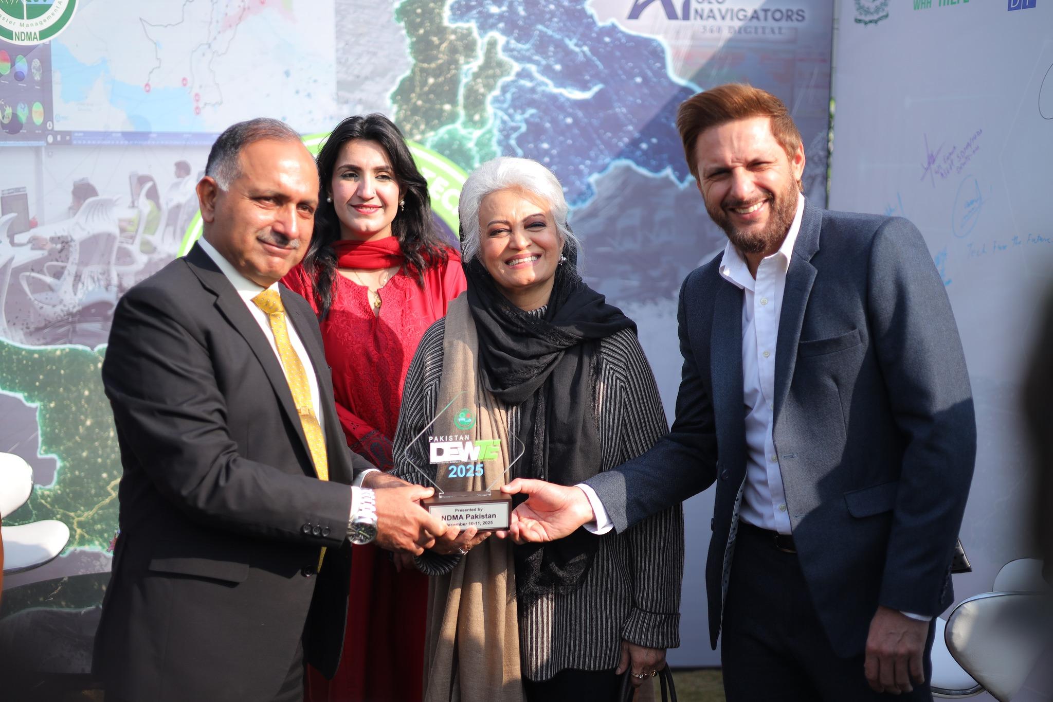 11-12-2025, Shahid Afridi Visits NDMA’s Disaster Early Warning Tech Expo (DEWTE 2025)