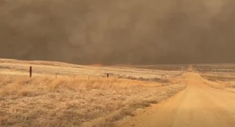Wildfires rage in Oklahoma as thousands urged to evacuate a small city