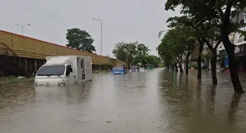 2 dead as Taiwan issues fresh heavy rain alerts after widespread flooding