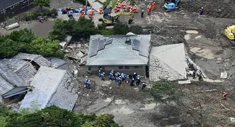 2 typhoons pass along Japan's Pacific coast; 1 dead in landslide