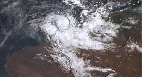 Cyclone Hayley brings intense wind and rain to Australia