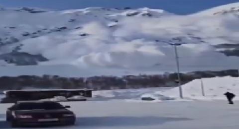 Mount Elbrus avalanche: Russian ski resort struck by enormous fall