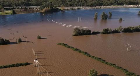 Flash flooding eases in Australia’s largest city Sydney
